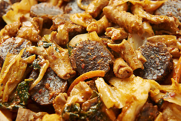 포토 JPG 스튜디오촬영 실내 요리 근접촬영 사람없음 기호식품 순대곱창볶음 야채곱창 국내포토 음식 뷰포인트 내부 볶음 곱창 파일형식