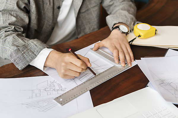 포토 JPG 디자인 남자 종이 맨라이프 실내 줄자 자 한명 상반신 20대 성인 앞모습 연필 한국인 그리기 작업실 디자이너 손목시계 가구공방 성인남자한명만 국내포토 직업 1 라이프스타일 뷰포인트 시계 장신구 모션 문구용품 학용품 사람 동양인 청년 내부 필기구 공예 남자한명만 성인남자만 파일형식