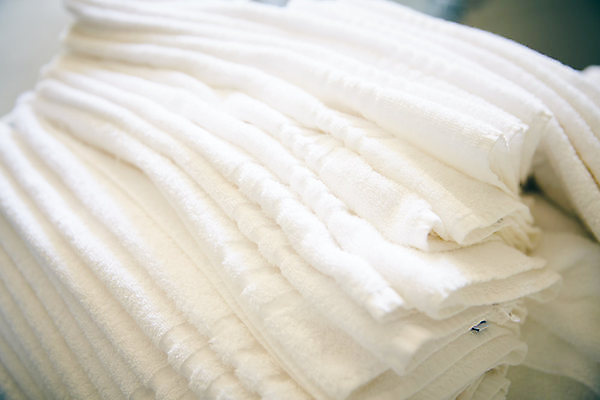 포토 JPG 해외이미지 실내 사람없음 수건 쌓기 빨래 세탁소 해외포토 가사 모션 내부 위생용품 파일형식