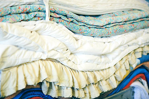 포토 JPG 해외이미지 실내 사람없음 쌓기 이불 빨래 세탁소 해외포토 가사 침구 모션 내부 파일형식