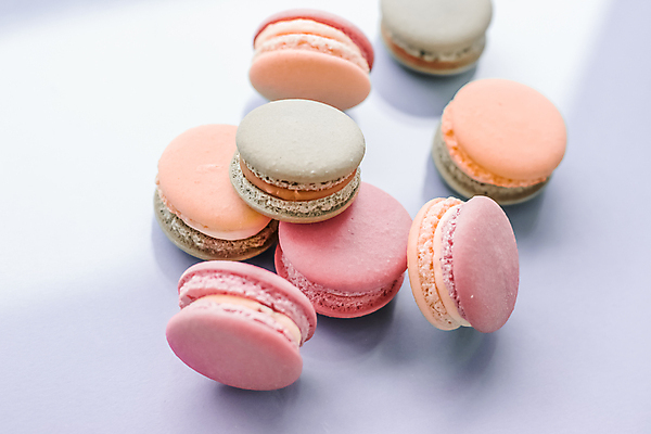 포토 JPG 해외이미지 실내 사람없음 마카롱 보라색배경 해외포토 백그라운드 디저트 내부 보라색 파일형식