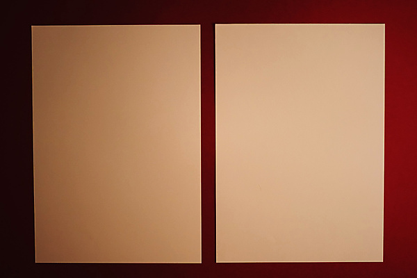 포토 JPG 해외이미지 종이 프레임 실내 사람없음 베이지색 빨간배경 해외포토 컬러 백그라운드 내부 빨간색 파일형식