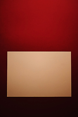 포토 JPG 해외이미지 종이 프레임 실내 사람없음 베이지색 빨간배경 해외포토 컬러 백그라운드 내부 빨간색 파일형식