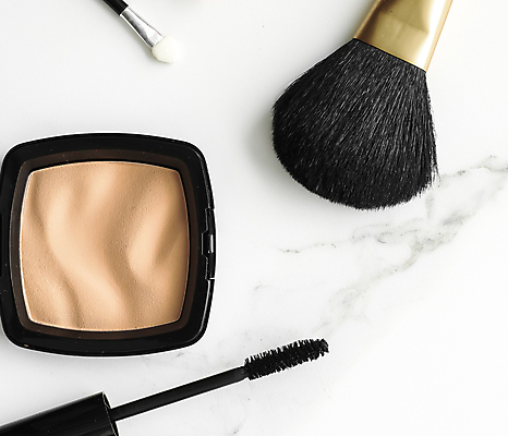 포토 JPG 해외이미지 실내 사람없음 뷰티 화장품 화장용품 흰배경 마스카라 메이크업브러쉬 팩트 해외포토 백그라운드 내부 흰색 붓 미용용품 파일형식