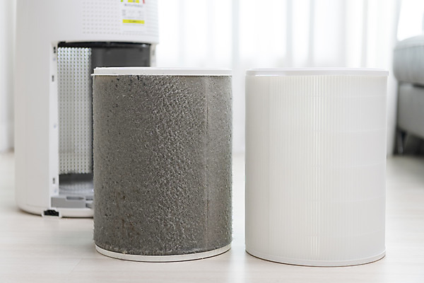 포토 JPG 거실 실내 관리 사람없음 비교 지저분함 청소 먼지 공기청정기 교체 필터 국내포토 컨셉 내부 가전제품 감각 파일형식