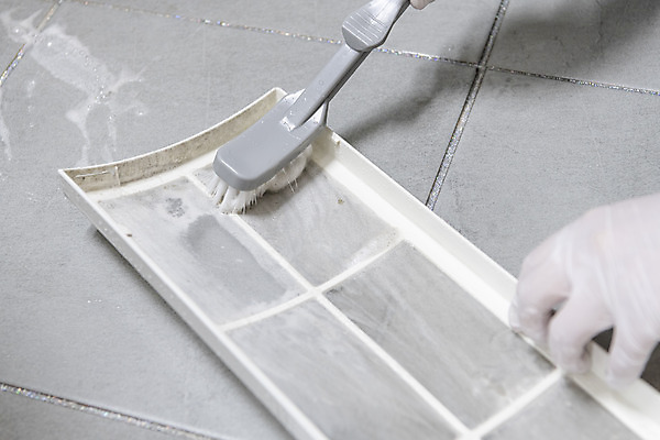 포토 JPG 손 장갑 바닥 실내 관리 들기 신체부위 잡기 청소 에어컨 화장실 먼지 닦기 청소용솔 필터 국내포토 잡화 모션 사람 내부 가전제품 청소도구 파일형식