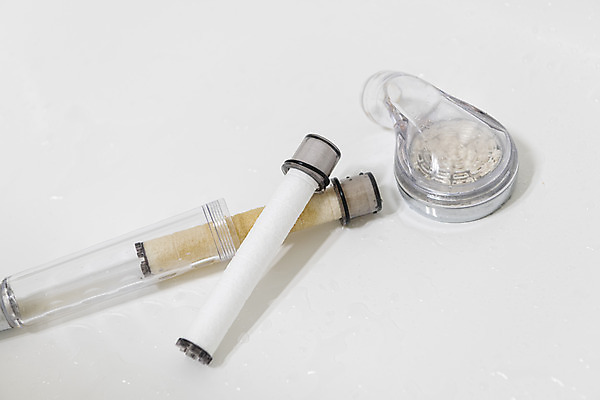 포토 JPG 실내 관리 사람없음 깨끗함 비교 지저분함 청소 부식 화장실 샤워기 분해 교체 필터 녹물 국내포토 컨셉 내부 물 감각 파일형식