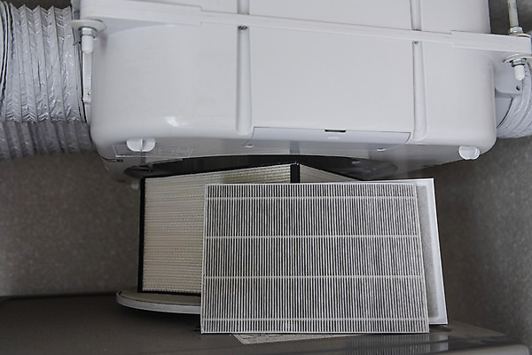 포토 JPG 아파트 실내 관리 사람없음 지저분함 청소 먼지 환풍기 꺼내기 필터 국내포토 모션 주택 내부 장비 감각 파일형식