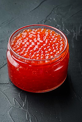 포토 JPG 해외이미지 검은배경 유리병 실내 사람없음 연어알 해외포토 백그라운드 병_용기 내부 알 검은색 파일형식