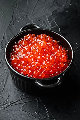 포토 JPG 해외이미지 그릇 검은배경 실내 사람없음 연어알 해외포토 식기 백그라운드 내부 알 검은색 파일형식