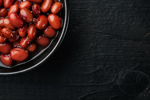 포토 JPG 해외이미지 그릇 검은배경 콩 근접촬영 사람없음 통조림 단팥 카피스페이스 비건 해외포토 식기 뷰포인트 백그라운드 곡류 검은색 공백 채식주의자 파일형식