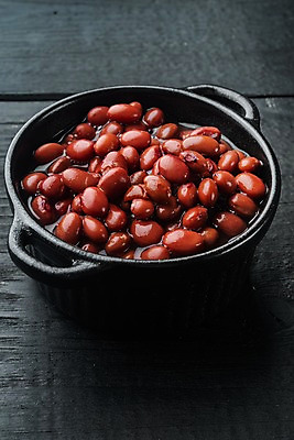 포토 JPG 해외이미지 그릇 검은배경 콩 사람없음 통조림 단팥 비건 해외포토 식기 백그라운드 곡류 검은색 채식주의자 파일형식