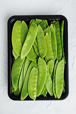 포토 JPG 해외이미지 그릇 사람없음 쌓기 흰배경 완두콩 꼬투리 해외포토 식기 백그라운드 모션 콩 흰색 파일형식