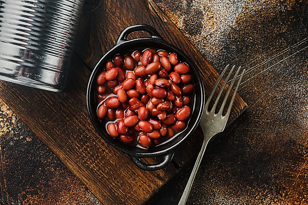 포토 JPG 해외이미지 그릇 포크 콩 사람없음 캔 통조림 나무도마 단팥 비건 해외포토 식기 곡류 도마 목재 채식주의자 파일형식