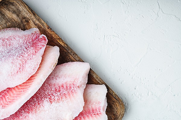 포토 JPG 해외이미지 실내 사람없음 냉동 생선회 흰배경 날것 나무쟁반 틸라피아 카피스페이스 얼림 해외포토 백그라운드 컨셉 쟁반 내부 목재 공백 회 흰색 민물고기 파일형식