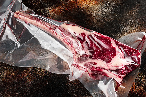 포토 JPG 해외이미지 식재료 포장 실내 생고기 사람없음 소고기 신선 진공 토마호크 진공포장 해외포토 육류 내부 파일형식