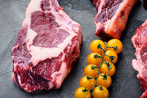 포토 JPG 해외이미지 식재료 방울토마토 회색배경 실내 생고기 사람없음 소고기 신선 토마호크 해외포토 백그라운드 토마토 육류 내부 회색 파일형식