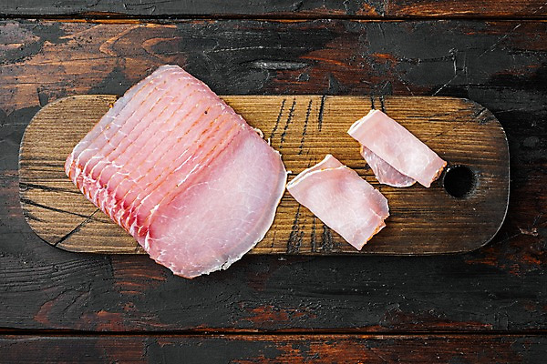 포토 JPG 해외이미지 실내 돼지고기 사람없음 하이앵글 슬라이스 나무도마 나무탁자 하몽 해외포토 뷰포인트 탁자 도마 육류 내부 목재 햄 파일형식