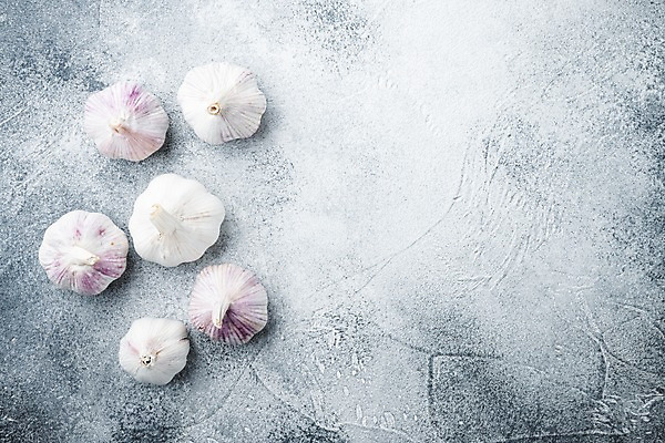 포토 JPG 해외이미지 식재료 회색배경 실내 마늘 사람없음 하이앵글 통마늘 카피스페이스 해외포토 뷰포인트 백그라운드 채소 내부 공백 회색 파일형식