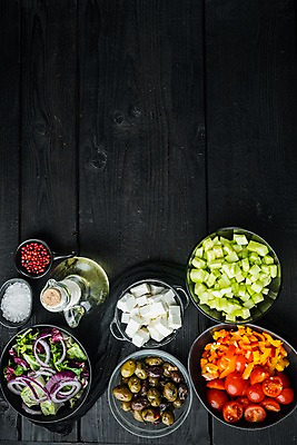 포토 JPG 해외이미지 검은배경 사람없음 하이앵글 샐러드 채식 다이어트음식 채식주의자 비건음식 해외포토 음식 뷰포인트 백그라운드 다이어트 검은색 파일형식 비건