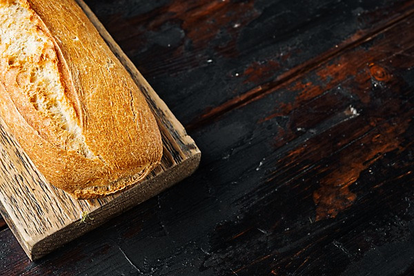 포토 JPG 해외이미지 실내 사람없음 바게트 나무도마 카피스페이스 나무배경 해외포토 빵 백그라운드 도마 내부 목재 공백 파일형식