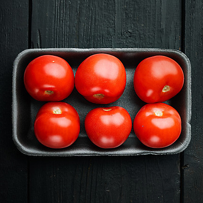 포토 JPG 해외이미지 토마토 검은배경 실내 사람없음 하이앵글 스티로폼접시 해외포토 접시 뷰포인트 백그라운드 채소 내부 검은색 파일형식