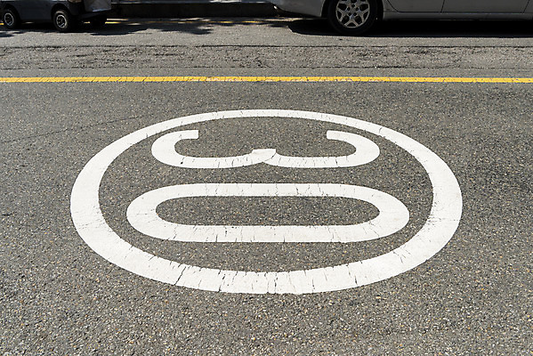 포토 JPG 주간 도로 교통 사람없음 야외 통제 사회이슈 교통안전 교통표지 사고예방 속도제한 안전속도 안전속도5030 30킬로미터 국내포토 자연요소 길 컨셉 교통시설 안전 금지 예방 정책 제한속도 파일형식