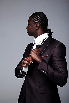 포토 JPG 스튜디오촬영 서양인 외국인 해외기획촬영 응시 2011년태국 남자 포즈 흑인 비즈니스 모션 회색배경 넥타이 스트레스 실내 피곤 한명 사람 정장 상반신 성인 앞모습 30대 비즈니스라이프 글로벌비즈니스 표현 잡기 업무 비즈니스맨 작업실 당기기 업무과다 남자만 남자한명만 성인남자만 성인한명만 성인남자한명만 장년만 장년남자만 장년남자한명만 성인만 국내포토 1 라이프스타일 시선 잡화 옷 뷰포인트 백그라운드 컨셉 인종 내부 장년 글로벌 회색 작업 직장인 파일형식