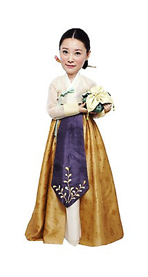 PSD 편집이미지 전통 옷 여자 명절 새해 선물 한명 서기 미소 웃음 들기 사람 동양인 이벤트 20대 성인 30대 미니어처 한국인 보자기 전통의상 한복 인물미니어처 새해선물 SD캐릭터 여자만 여자한명만 성인여자만 성인만 이미지편집 캐릭터 1 한국전통 기념일 모션 표정 인종 청년 장년 모형 파일형식 천_직물 명절선물