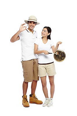 포토 JPG 스튜디오촬영 전신 서양인 외국인 백인 해외기획촬영 모자 한국문화 한국전통 전통 라이프스타일 커플 여자 2011년태국 남자 전통문화 문화 악기 한쌍 여행 운동화 연주 반바지 타악기 새로움 전통소품 한국 실내 국악기 서기 미소 웃음 들기 누끼 사람 손짓 20대 성인 두명 앞모습 캐주얼 여행객 전통놀이 체험 OK 풍물놀이 사물놀이 승낙 만족 긍정 워커 전통체험 꽹과리 국내여행 청년만 성인만 국내포토 동양문화 잡화 옷 감정 아시아 음악 뷰포인트 신발 컨셉 바지 관계 모션 놀이 표정 국악 인종 청년 내부 생활 전통공연 오브젝트 파일형식