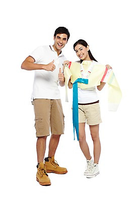 포토 JPG 스튜디오촬영 전신 서양인 외국인 백인 해외기획촬영 한국문화 한국전통 전통 라이프스타일 커플 옷 여자 2011년태국 남자 전통문화 문화 한쌍 여행 운동화 반바지 새로움 한국 실내 서기 미소 웃음 들기 누끼 사람 손짓 20대 성인 두명 앞모습 캐주얼 여행객 최고 체험 전통의상 한복 만족 저고리 추천 워커 전통체험 국내여행 청년만 성인만 국내포토 동양문화 감정 아시아 뷰포인트 신발 컨셉 바지 관계 모션 표정 인종 청년 내부 생활 파일형식