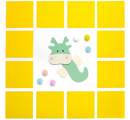 포토 JPG 스튜디오촬영 한마리 종이 포유류 새해 실내 사람없음 라벨 용띠 용 메모지 오브젝트 포스트잇 임진년 펠트 국내포토 동물 1 프레임 내부 사무용품 십이지신 파일형식 천_직물