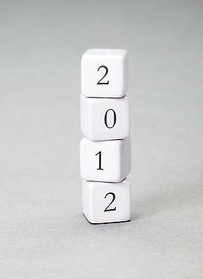 포토 JPG 스튜디오촬영 새해 실내 사람없음 숫자 쌓기 탑 사각형 오브젝트 주사위 정사각형 2012년 국내포토 도형 문자 건축물 모션 내부 연도 파일형식