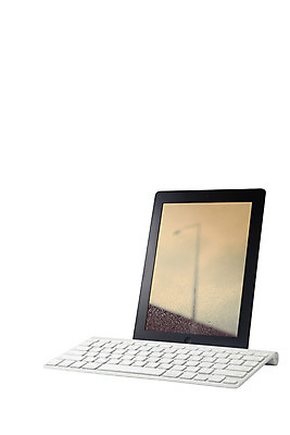 포토 JPG 스튜디오촬영 실내 정보기술 누끼 사람없음 전자제품 컴퓨터 태블릿 스크린 통신기기 터치 키보드 메모지 스마트 타자기 편리함 국내포토 컨셉 통신 기술 내부 스마트기기 사무용품 기계 골동품 파일형식