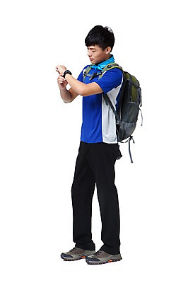 포토 JPG 스튜디오촬영 전신 해외기획촬영 라이프스타일 응시 남자 포즈 가방 2011년중국 배낭 레저용품 레저 실내 건강 아웃도어 한명 서기 누끼 사람 동양인 20대 성인 취미 옆모습 레포츠 운동 중국인 건강관리 스카프 등산 트래킹 시간 등산복 등산용품 손수건 등산화 남자만 남자한명만 성인남자만 청년만 청년남자만 청년남자한명만 성인한명만 성인남자한명만 성인만 국내포토 외국인 1 시선 잡화 옷 뷰포인트 신발 모션 관리 인종 청년 내부 생활 목도리 레포츠용품 파일형식