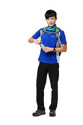 포토 JPG 스튜디오촬영 전신 해외기획촬영 라이프스타일 남자 가방 2011년중국 배낭 레저용품 레저 실내 건강 아웃도어 한명 서기 들기 누끼 사람 동양인 20대 성인 취미 앞모습 레포츠 운동 중국인 건강관리 스카프 등산 트래킹 물병 등산복 등산용품 손수건 등산화 보온병 보온물병 수통 남자만 남자한명만 성인남자만 청년만 청년남자만 청년남자한명만 성인한명만 성인남자한명만 성인만 국내포토 외국인 1 잡화 옷 뷰포인트 신발 모션 관리 인종 청년 내부 생활 목도리 물통 레포츠용품 파일형식