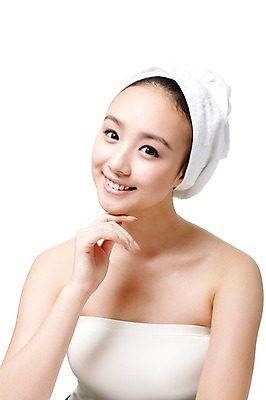 포토 JPG 스튜디오촬영 외국인 해외기획촬영 여자 포즈 2011년중국 실내 한명 미소 웃음 누끼 사람 동양인 상반신 20대 성인 앞모습 수건 뷰티 중국인 스파 턱괴기 목욕 청결 위생 튜브탑 순수 피부관리 청순 의료성형뷰티 여자만 여자한명만 성인여자만 청년만 청년여자만 성인한명만 청년여자한명만 성인여자한명만 성인만 국내포토 1 뷰포인트 컨셉 상의 모션 표정 인종 청년 내부 위생용품 파일형식