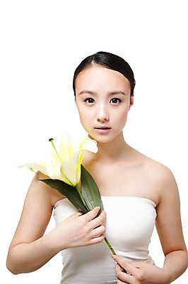 포토 JPG 스튜디오촬영 외국인 식물 해외기획촬영 여자 꽃 한송이 2011년중국 실내 한명 들기 누끼 사람 동양인 상반신 20대 성인 앞모습 뷰티 중국인 스파 목욕 튜브탑 백합 순수 피부관리 묶은머리 청순 의료성형뷰티 여자만 여자한명만 성인여자만 청년만 청년여자만 성인한명만 청년여자한명만 성인여자한명만 성인만 국내포토 1 헤어스타일 뷰포인트 컨셉 상의 모션 인종 청년 내부 청결 송이 파일형식
