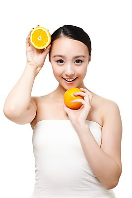 포토 JPG 스튜디오촬영 외국인 해외기획촬영 여자 음식 몸매관리 다이어트 오렌지 과일 2011년중국 단면 실내 건강 식이요법 한명 미소 웃음 들기 누끼 사람 동양인 상반신 20대 성인 앞모습 뷰티 중국인 건강관리 튜브탑 순수 반쪽 묶은머리 청순 의료성형뷰티 여자만 여자한명만 성인여자만 청년만 청년여자만 성인한명만 청년여자한명만 성인여자한명만 성인만 국내포토 1 헤어스타일 뷰포인트 컨셉 상의 모션 표정 관리 인종 청년 내부 파일형식