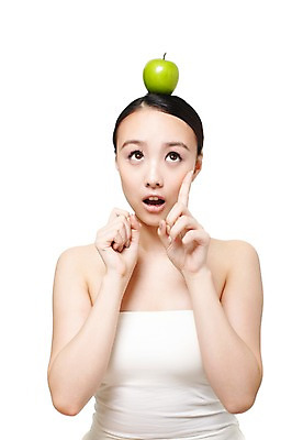 포토 JPG 스튜디오촬영 외국인 해외기획촬영 응시 여자 음식 몸매관리 다이어트 과일 2011년중국 모션 실내 건강 식이요법 한명 누끼 사람 동양인 손짓 상반신 20대 성인 앞모습 뷰티 중국인 건강관리 올려보기 가리킴 사과 튜브탑 순수 머리위 청사과 묶은머리 청순 의료성형뷰티 여자만 여자한명만 성인여자만 청년만 청년여자만 성인한명만 청년여자한명만 성인여자한명만 성인만 국내포토 1 헤어스타일 시선 뷰포인트 컨셉 상의 관리 인종 청년 내부 파일형식