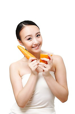 포토 JPG 스튜디오촬영 외국인 해외기획촬영 여자 음료 음식 몸매관리 다이어트 채소 2011년중국 잔 실내 건강 식이요법 한명 미소 웃음 들기 누끼 사람 동양인 상반신 20대 성인 앞모습 컵 뷰티 중국인 건강관리 주스 당근 야채주스 튜브탑 순수 채식 당근주스 묶은머리 청순 의료성형뷰티 여자만 여자한명만 성인여자만 청년만 청년여자만 성인한명만 청년여자한명만 성인여자한명만 성인만 국내포토 1 헤어스타일 식기 뷰포인트 컨셉 상의 모션 뿌리채소 표정 관리 인종 청년 내부 파일형식