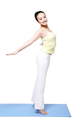 포토 JPG 스튜디오촬영 전신 외국인 해외기획촬영 우먼라이프 라이프스타일 여자 포즈 2011년중국 요가 실내 건강 한명 서기 미소 웃음 누끼 사람 동양인 20대 성인 옆모습 운동복 민소매 운동 중국인 건강관리 헬스 스트레칭 요가자세 매트 목표 의료성형뷰티 여자만 여자한명만 성인여자만 청년만 청년여자만 성인한명만 청년여자한명만 성인여자한명만 성인만 국내포토 1 웰빙 옷 뷰포인트 컨셉 상의 모션 표정 관리 인종 청년 내부 생활 파일형식