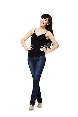 포토 JPG 스튜디오촬영 전신 외국인 모델 해외기획촬영 우먼라이프 긴머리 여자 패션 허리손 포즈 2011년중국 맨발 실내 한명 서기 미소 웃음 누끼 사람 동양인 20대 성인 앞모습 캐주얼 민소매 중국인 청바지 여자만 여자한명만 성인여자만 청년만 청년여자만 성인한명만 청년여자한명만 성인여자한명만 성인만 국내포토 1 라이프스타일 헤어스타일 옷 뷰포인트 상의 바지 모션 발 표정 인종 청년 내부 파일형식