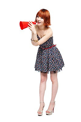 포토 JPG 스튜디오촬영 전신 모델 우먼라이프 라이프스타일 원피스 여자 패션 포즈 팔찌 응원 실내 한명 서기 미소 웃음 들기 누끼 사람 동양인 이벤트 20대 성인 치마 귀여움 캠퍼스라이프 확성기 한국인 벨트 단발머리 하이힐 튜브탑 튜브탑원피스 응원나팔 여자만 여자한명만 성인여자만 청년만 청년여자만 성인한명만 청년여자한명만 성인여자한명만 성인만 국내포토 1 헤어스타일 잡화 옷 구두 컨셉 상의 장신구 모션 하의 표정 인종 청년 내부 생활 응원용품 여성화 파일형식