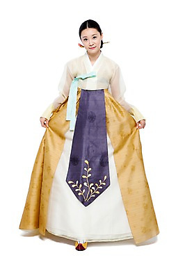 포토 JPG 스튜디오촬영 전신 한국문화 한국전통 전통 여자 명절 전통문화 포즈 한국 실내 한명 서기 미소 웃음 누끼 사람 동양인 20대 성인 앞모습 치마 한국인 우아함 전통의상 한복 저고리 고무신 비녀 쪽머리 여자만 여자한명만 성인여자만 청년만 청년여자만 성인한명만 청년여자한명만 성인여자한명만 성인만 국내포토 1 동양문화 헤어스타일 기념일 아시아 문화 뷰포인트 신발 컨셉 모션 하의 전통소품 표정 인종 청년 내부 파일형식 헤어액세사리