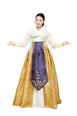 포토 JPG 스튜디오촬영 전신 한국문화 한국전통 전통 여자 명절 전통문화 포즈 모션 안내 한국 실내 한명 서기 누끼 사람 동양인 손짓 20대 성인 앞모습 치마 한국인 우아함 전통의상 한복 저고리 비녀 쪽머리 여자만 여자한명만 성인여자만 청년만 청년여자만 성인한명만 청년여자한명만 성인여자한명만 성인만 국내포토 1 동양문화 헤어스타일 기념일 아시아 문화 뷰포인트 컨셉 하의 전통소품 인종 청년 내부 파일형식 헤어액세사리