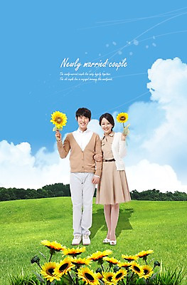 전신 PSD 나무 식물 구름 편집이미지 부부 커플 여자 남자 꽃 한쌍 포즈 꽃밭 신혼부부 하늘 남편 해바라기 사랑 서기 미소 웃음 들기 사람 동양인 잔디 초원 성인 두명 앞모습 30대 노란색 한국인 아내 쌍 풀 장년만 성인만 이미지편집 자연요소 감정 뷰포인트 컬러 관계 모션 표정 인종 장년 신혼 파일형식