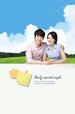 PSD 나무 식물 구름 편집이미지 배너 부부 커플 여자 남자 한쌍 포즈 신혼부부 하늘 남편 어깨동무 안내 알림판 사랑 미소 웃음 사람 앉기 동양인 잔디 초원 상반신 성인 두명 앞모습 30대 한국인 메모지 아내 쌍 풀 알림 포스트잇 공지사항 장년만 성인만 소식_알림 이미지편집 자연요소 감정 뷰포인트 컨셉 관계 모션 표정 인종 장년 사무용품 신혼 파일형식