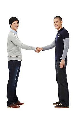 포토 JPG 스튜디오촬영 전신 외국인 해외기획촬영 2011년태국 남자 맨라이프 협력 악수 실내 서기 미소 웃음 누끼 사람 동양인 20대 성인 두명 옆모습 친구 마주보기 손잡기 경쟁 우정 열정 남자만 성인남자만 청년만 청년남자만 성인만 국내포토 라이프스타일 감정 뷰포인트 컨셉 관계 모션 표정 인종 손짓 청년 내부 파일형식