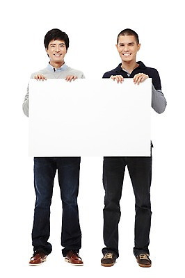 포토 JPG 스튜디오촬영 전신 외국인 해외기획촬영 배너 2011년태국 남자 맨라이프 사각프레임 프레임 광고판 실내 서기 미소 웃음 들기 누끼 사람 동양인 20대 성인 두명 앞모습 친구 경쟁 알림 백지 열정 남자만 성인남자만 청년만 청년남자만 성인만 국내포토 라이프스타일 감정 뷰포인트 컨셉 관계 모션 알림판 표정 인종 청년 내부 사각형 판 파일형식